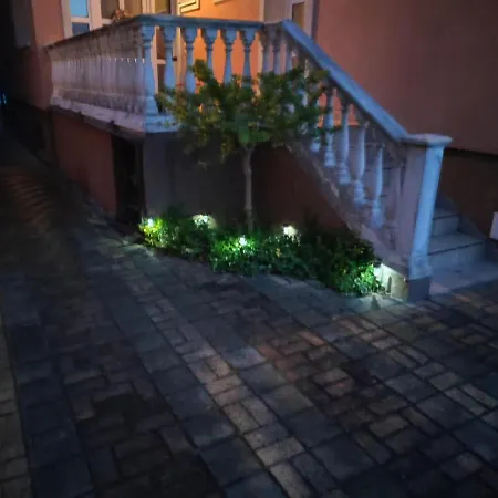 Domov Carlotka Lägenhet Bratislava